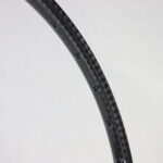 etalle del tejido de fibra de carbono y orificios para radios de la llanta ST TRAIL30 para MTB Trail y All Mountain — ST Wheels