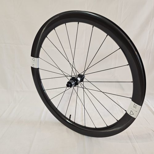 llanta gravel G44 disc carbono perfil 44 interno 30 solo trasera